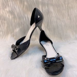Fraco Sarto Grey/Black Ombré Patent Leather Kitten Heels with Bow